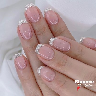 Bloomie Nail Salon by null