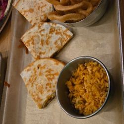 Barrio Cocina y Tequileria - Kids chicken quesadillas