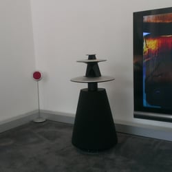 Bang & Olufsen West Hollywood