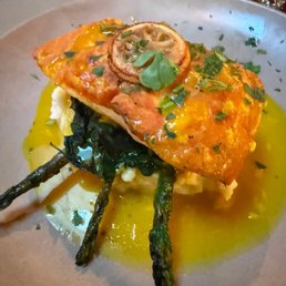 Salmon in a lemon sauce