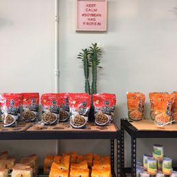 Snacks and dried noodles for easy meals