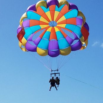 X-Treme Parasail - Just hanging out... - Parasailing Near Me - Honolulu, Hawaii X-Treme Parasail - Just hanging out... - Parasailing Near Me - Honolulu, Hawaii