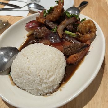 Lomo Libre Cantina - Lomo Saltado - Peruvian Near Me - San Francisco, California Lomo Libre Cantina - Lomo Saltado - Peruvian Near Me - San Francisco, California