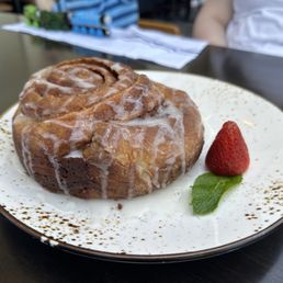 Cinnamon roll Cinnamon roll