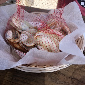 Moby Dick's - Sweet Steamers - Seafood Near Me - Wellfleet, Massachusetts