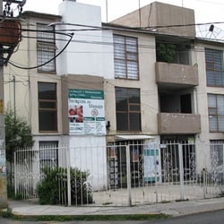 Om Massage - Ubicado en un pequeño edificio dentro del Fraccionamiento Las Hadas