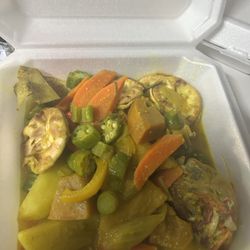 Simone's Island Flava and Juice Bar - Curry steam fish