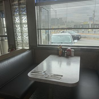 Bendix Diner - Nice view from this booth - Diners Near Me - Hasbrouck Heights, New Jersey