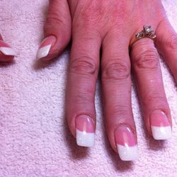 Julie Nails & Spa