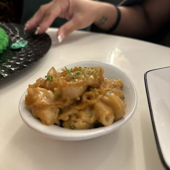 Binge Bar - Best Mac & Cheese in the city; try me?!? - Filipino Near Me - Washington, DC, District of Columbia
