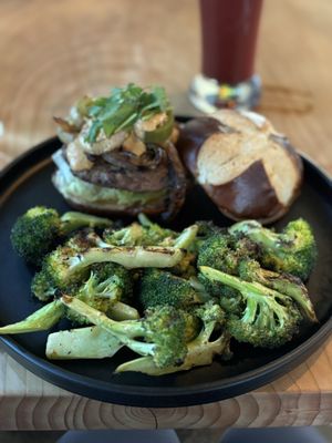 Buddha Belly Burger by null