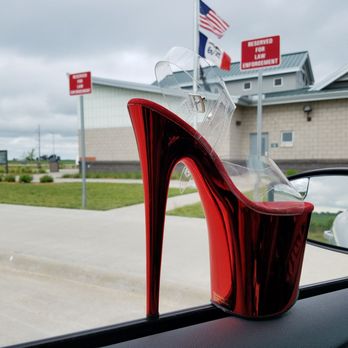 I-35 NB Rest Area Elkhart - Now there's something you don't wear everyday. I mean see. - Rest Stops Near Me - Cambridge, Iowa I-35 NB Rest Area Elkhart - Now there's something you don't wear everyday. I mean see. - Rest Stops Near Me - Cambridge, Iowa