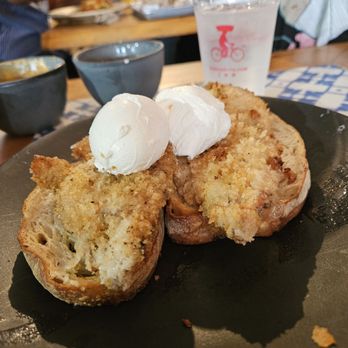 La Panadería - Ranchero Eggs Benedictine - Bakeries Near Me - San Antonio, Texas
