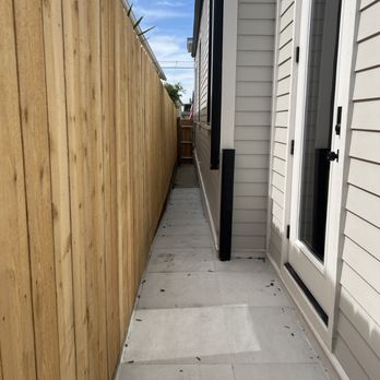 Metry Fence - Side of house and gate. - Fences & Gates Near Me