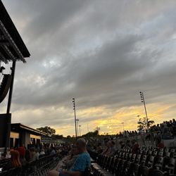 The Astro Theater & Amphitheater - Beautiful sunset