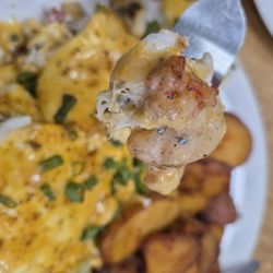 Sha Swirl Cafe & Bakery - You get about 2/3 of the shrimp in the mix
