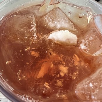 Pop's Sunset Grill - Bug in my old-tasting iced tea. - Seafood Near Me - Nokomis, Florida