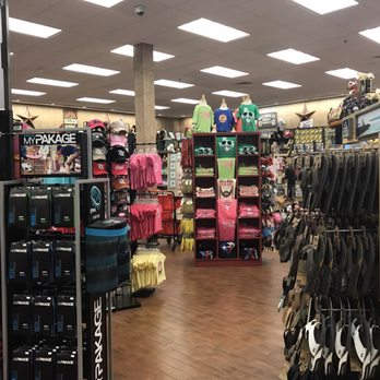 Buc-ee's - Convenience Stores Near Me - Bastrop, Texas Buc-ee's - Convenience Stores Near Me - Bastrop, Texas