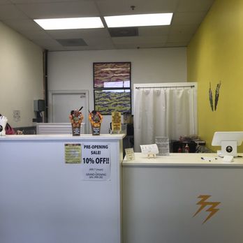 Double Three - Ice Cream & Frozen Yogurt Near Me - Honolulu, Hawaii