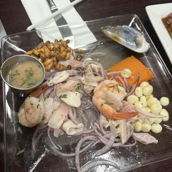 El Incomparable Peruvian Cuisine - Ceviche De Mariscos - Peruvian Near Me - Reseda, California