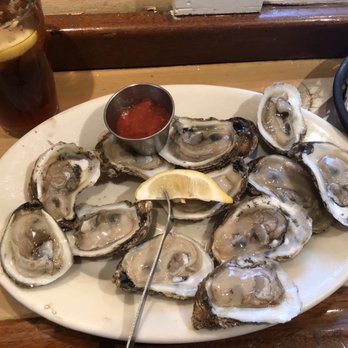 Squid's - Raw oysters - Seafood Near Me - Chapel Hill, North Carolina Squid's - Raw oysters - Seafood Near Me - Chapel Hill, North Carolina