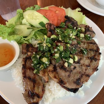 Pho Saigon - Grilled Porkchops - Vietnamese Near Me - Honolulu, Hawaii
