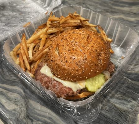 Amalfis Kitchen & Bar by null