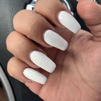Serenity Nails & Spa - Again the middle finger is crooked and nail polish isn't fully filled in. - Day Spas Near Me - Springfield, Virginia