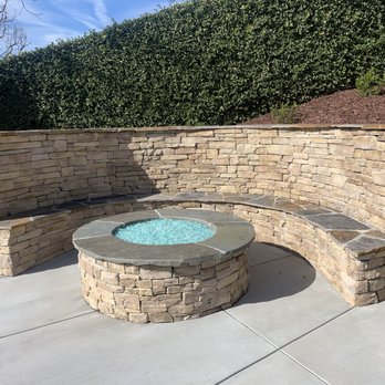 Lyle Lavietes Landscape Contractor - a patio with a fire pit - Landscaping Near Me - Simi Valley, California Lyle Lavietes Landscape Contractor - a patio with a fire pit - Landscaping Near Me - Simi Valley, California