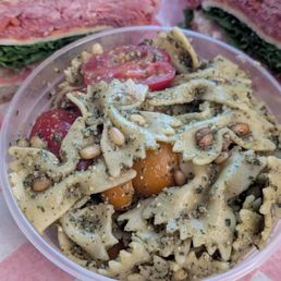 Pesto pasta Pesto pasta
