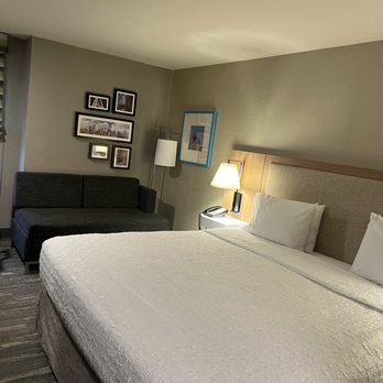 Hampton Inn & Suites Seattle-Downtown - Hotels Near Me - Seattle, Washington Hampton Inn & Suites Seattle-Downtown - Hotels Near Me - Seattle, Washington