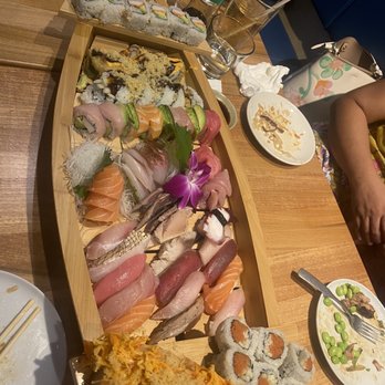 Kusshi - Sushi Boat - Sushi Bars Near Me - Arlington, Virginia