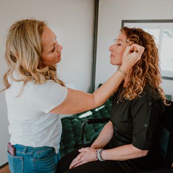 Jovana Combs Beauty - Makeup Artists Near Me Jovana Combs Beauty - Makeup Artists Near Me