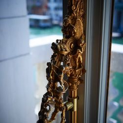 Palazzo Grassi - Window handles