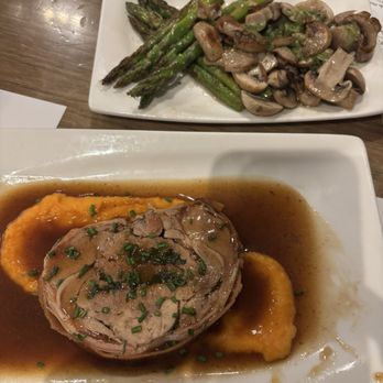 Ciutat Comtal - suckling pig - Tapas Bars Near Me - Barcelona, B
