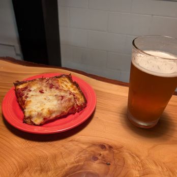 Tacoma Pie - Slices of cheese pizza and beer! We love this place!! - Pizza Near Me - Tacoma, Washington Tacoma Pie - Slices of cheese pizza and beer! We love this place!! - Pizza Near Me - Tacoma, Washington