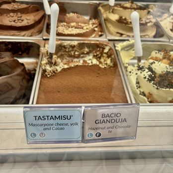 Don Peppinu - Gelato Near Me - Catania, Connecticut