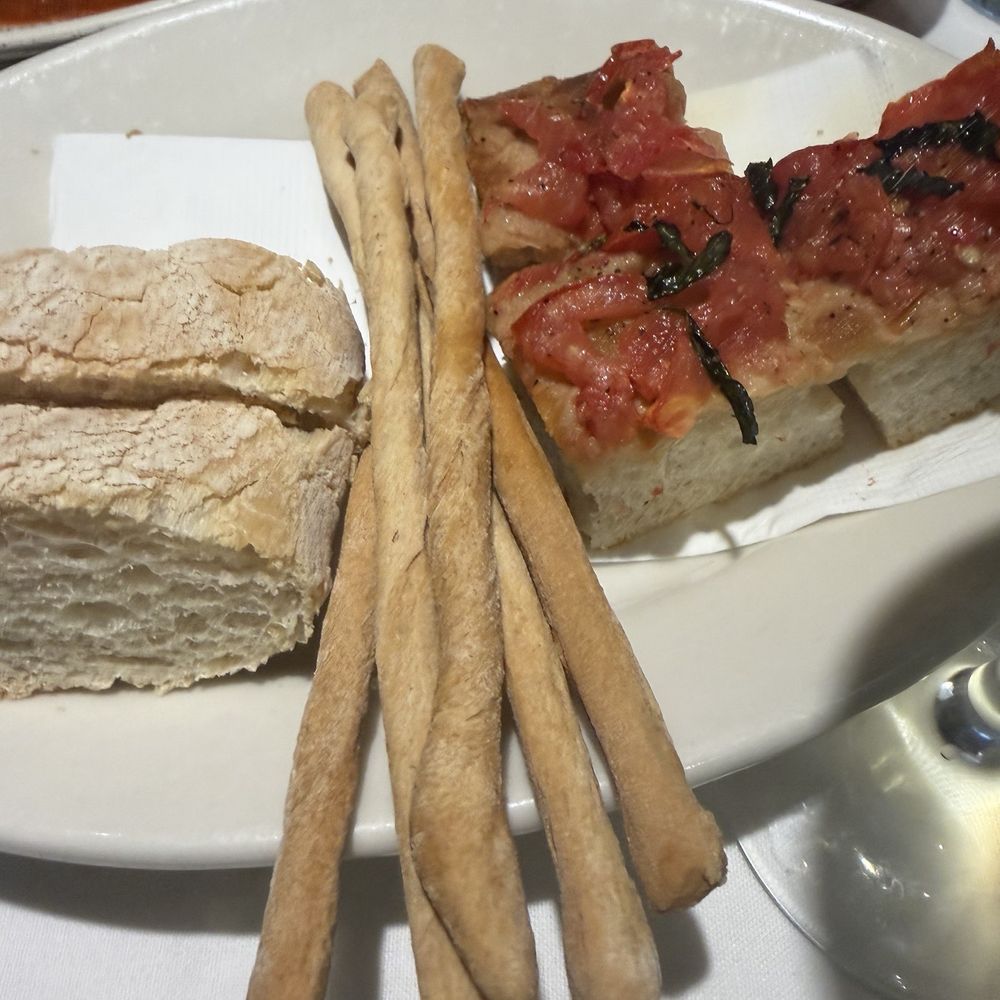 Trattoria Romana - Bread Assortment - Italian Near Me - Boca Raton, Florida Trattoria Romana - Bread Assortment - Italian Near Me - Boca Raton, Florida
