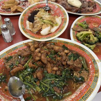 Jade Garden Restaurant - Chinese Near Me - Waipahu, Hawaii
