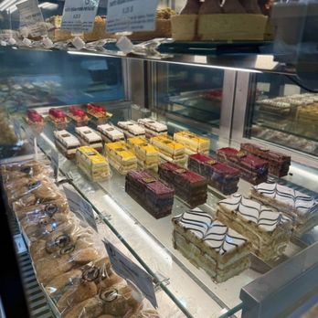Le Marquis - Cakes - Bakeries Near Me - Montreal, Quebec Le Marquis - Cakes - Bakeries Near Me - Montreal, Quebec