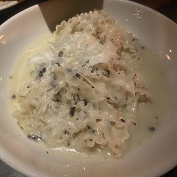 Gilt Bar - Truffle Pasta - New American Near Me - Chicago, Illinois Gilt Bar - Truffle Pasta - New American Near Me - Chicago, Illinois