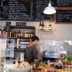 Cafe Central - By: trynhphoto.com