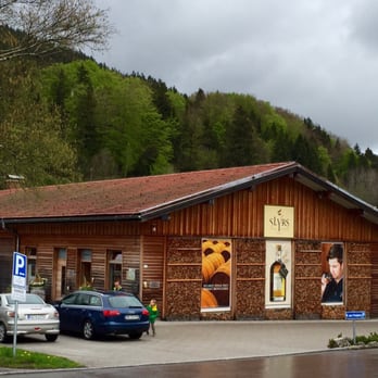 Slyrs - Von der Straße nicht zu übersehen - Beer, Wine & Spirits Near Me - Schliersee, BY