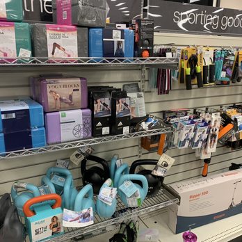 Winners - Winners @ Shoppers World Brampton - sporting goods - Women's Clothing Near Me - Brampton, Ontario Winners - Winners @ Shoppers World Brampton - sporting goods - Women's Clothing Near Me - Brampton, Ontario