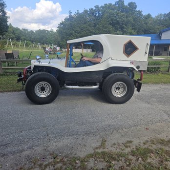 Nickle Creek Vineyard - Love riding to the vineyard in our 1967 CJ5 dunebuggy. - Wineries Near Me - Foster, Rhode Island Nickle Creek Vineyard - Love riding to the vineyard in our 1967 CJ5 dunebuggy. - Wineries Near Me - Foster, Rhode Island