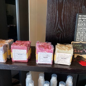 Essentials Massage & Facials - Cute! - Day Spas Near Me - Sarasota, Florida