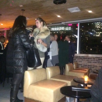 Monarch Rooftop - The crowd - Lounges Near Me - New York, New York