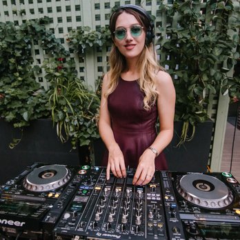 DJ Lessons LA - Specialty Schools Near Me - Los Angeles, California