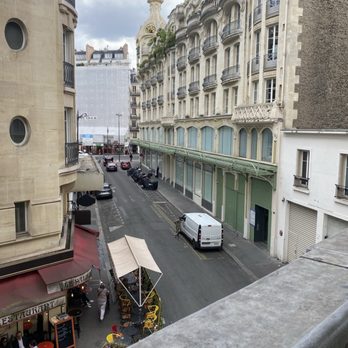 Victoria Palace Hôtel - Our view from our balcony - Hotels Near Me - Paris, 75 Victoria Palace Hôtel - Our view from our balcony - Hotels Near Me - Paris, 75