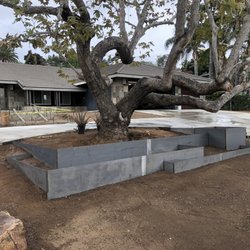 BK Customs - Custom steel planter boxes